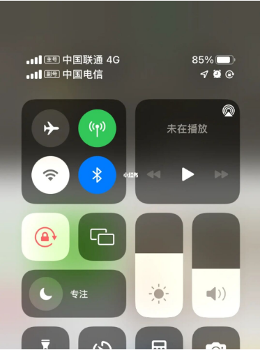 镇雄苹果手机维修分享iPhone双卡信号解决办法 